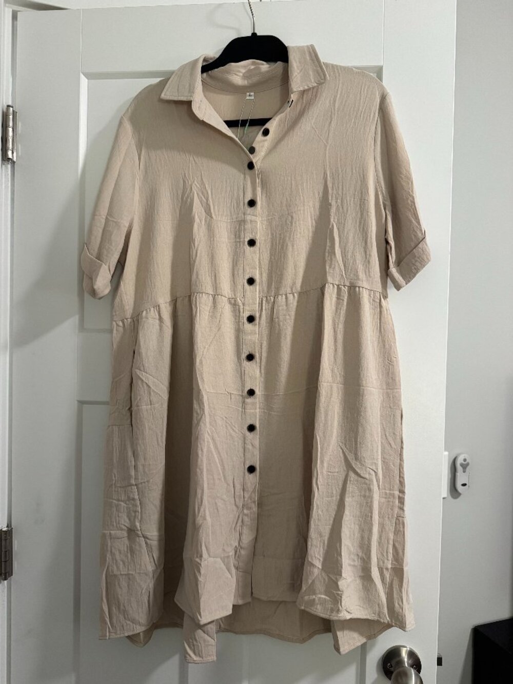 Auselily NWT Beige Tiered Button-Front Shirt Dress – Size Large